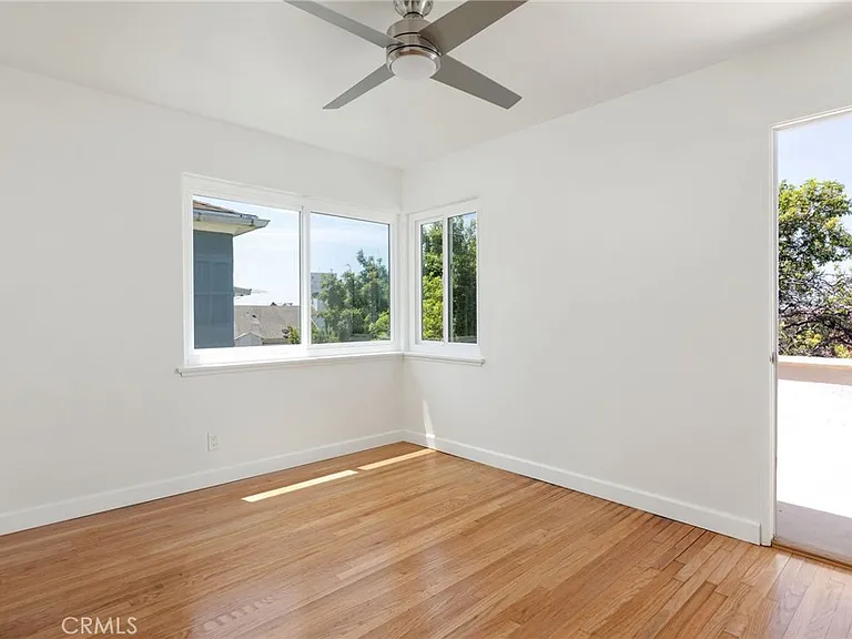 459 Landfair Ave #7 — Photo 4