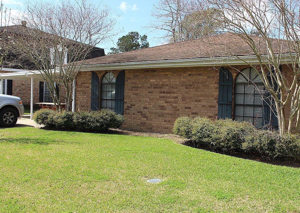 1st image of 224 Lynwood Dr