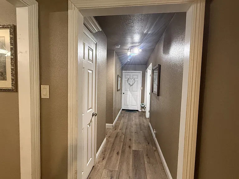7401 W Pkwy — Photo 14