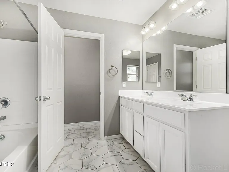 10839 E Calypso Ave — Photo 14