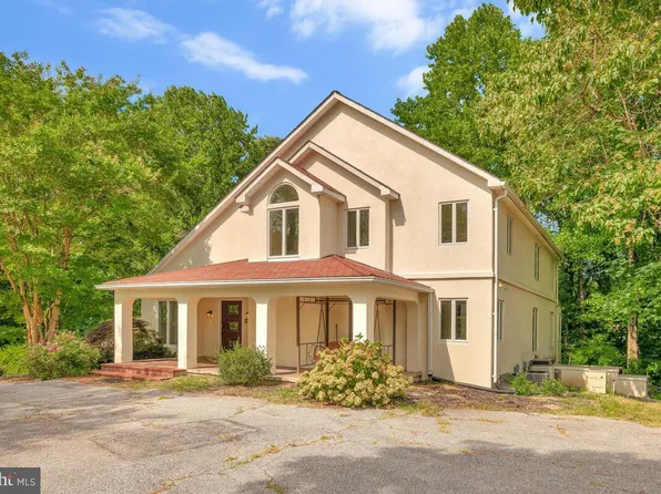 6483 Old Solomons Island Rd, Tracys Landing, MD 20779