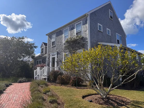 27 Long Pond Dr, Nantucket, MA 02554
