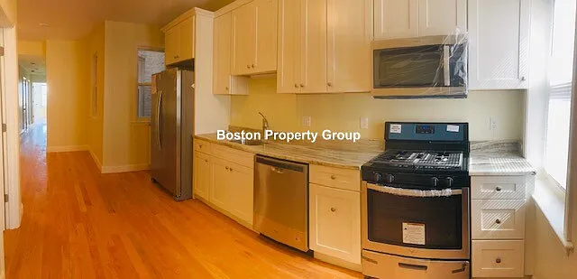 52 Guild St — Photo 2