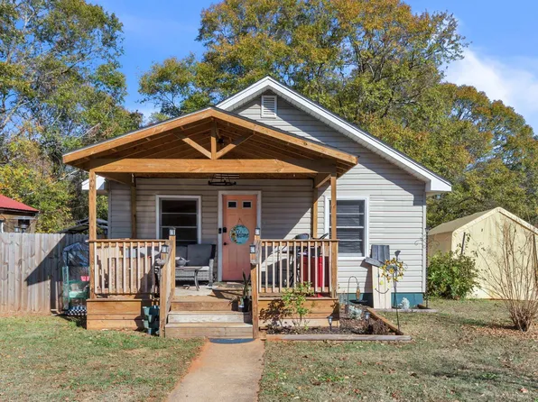 162 Cedar Ave, Wellford, SC 29385