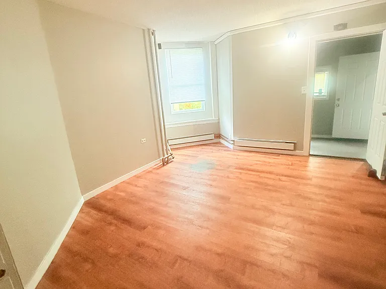 815 Sherburne Ave #2 — Photo 10