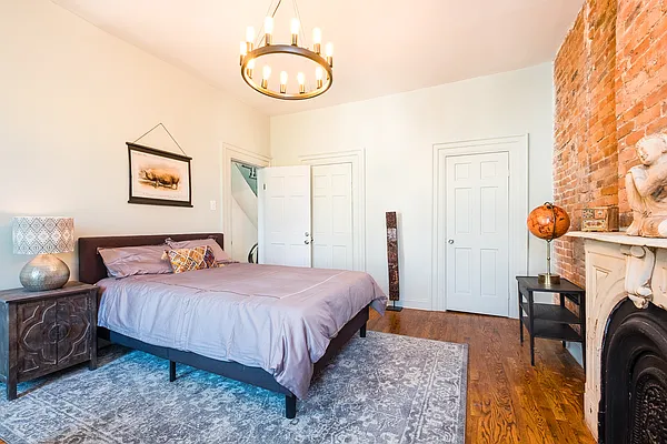 Sold by Industrie Residential | media 12