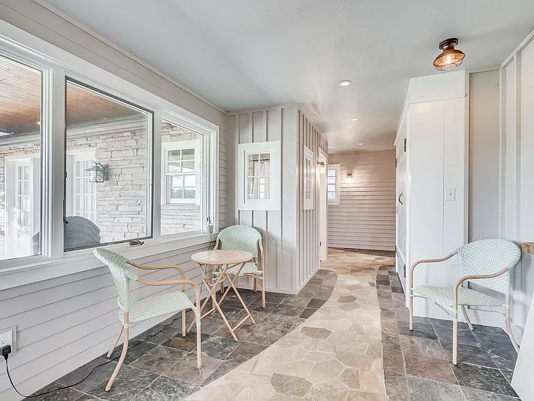 1516 E Britton Rd — Photo 27