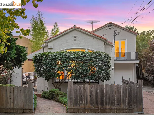 5833 Patton St, Oakland, CA 94618