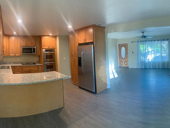 Dining room / Kitchen