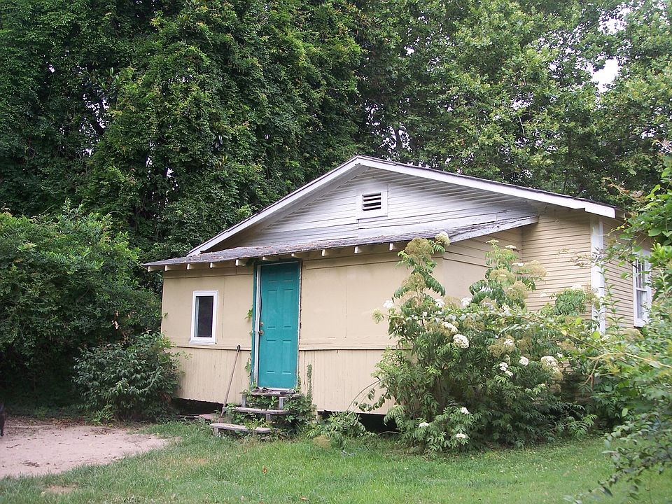 2nd image of 612 Buffington St