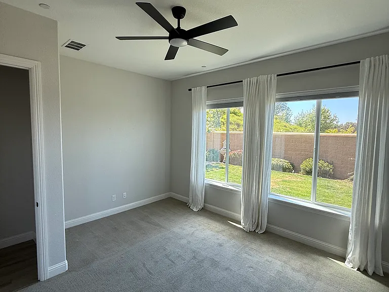 3121 Whistling Way — Photo 15