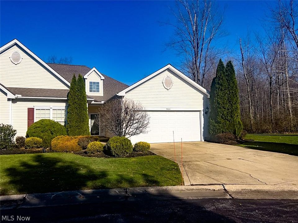 1st image of 5983 N Arden Dr #11