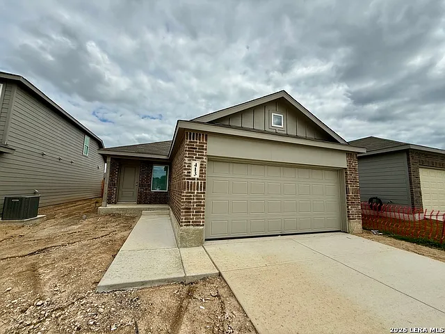 413 Moscato Rd — Photo 1