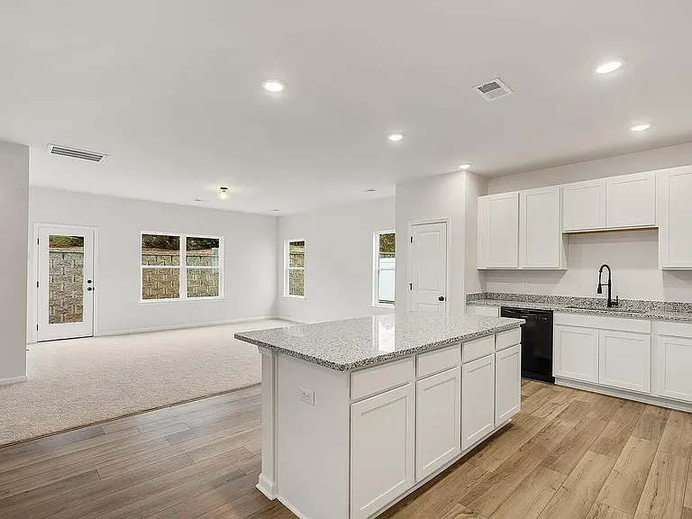 13 Lone Cypress St — Photo 14