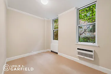 Rented by Leslie J. Garfield