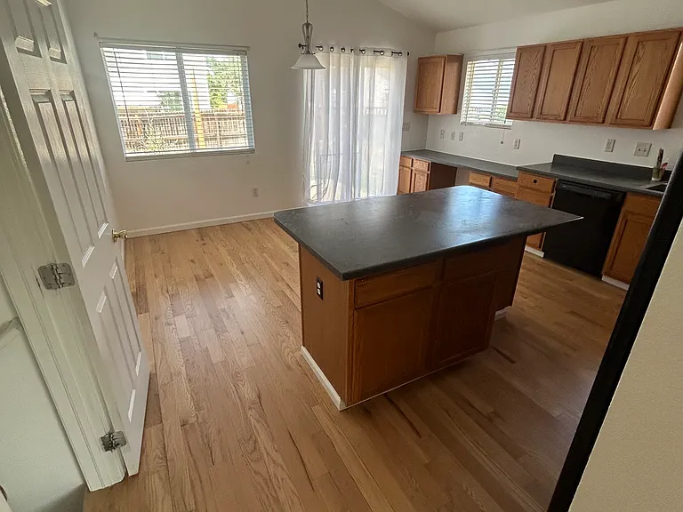 5129 Southern St — Photo 8