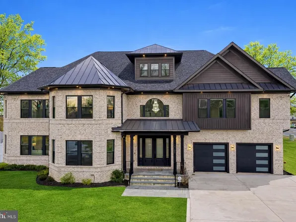 14700 Cranoke St, Centreville, VA 20120