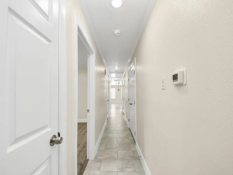 7066 Villa Dr #A — Photo 18