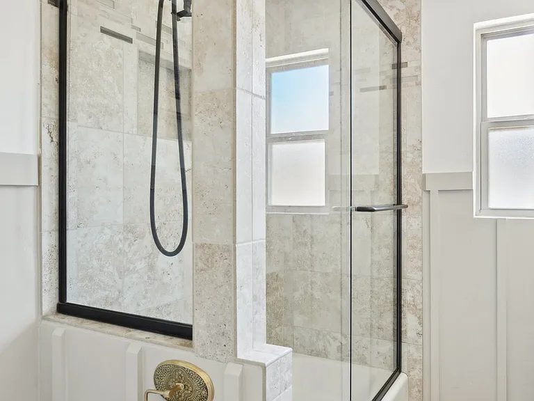 3102 E Whitton Ave — Photo 29
