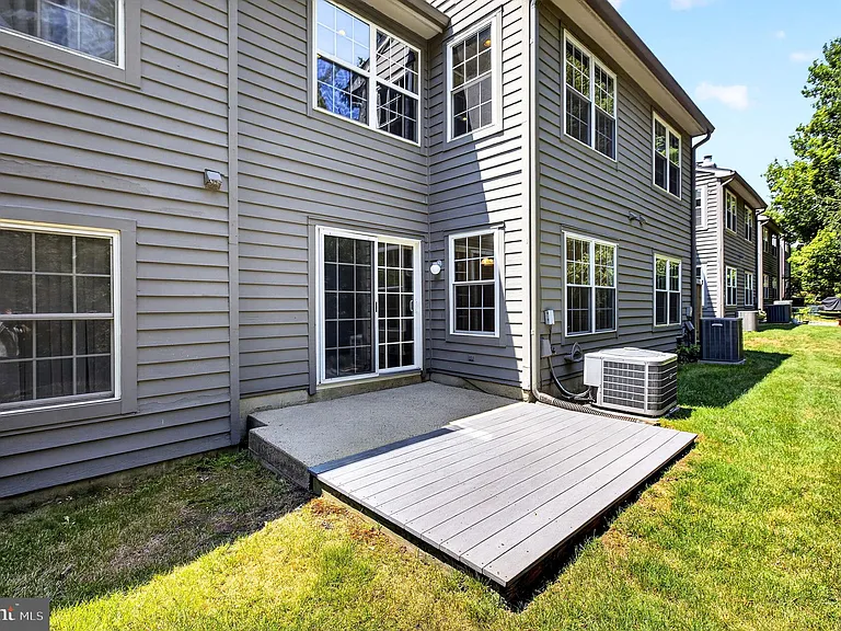 34B Chicopee Dr — Photo 25