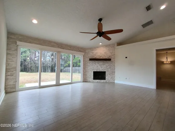 1264 WINDING BROOK Court, Middleburg, FL 32068
