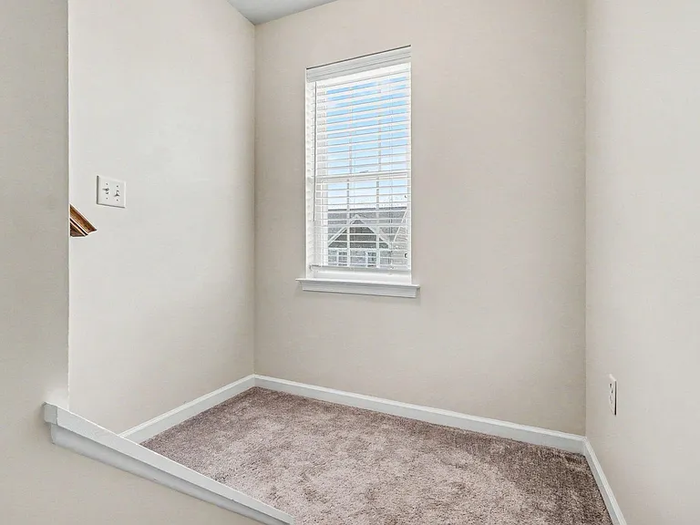 519 Byler Cir #1 — Photo 24