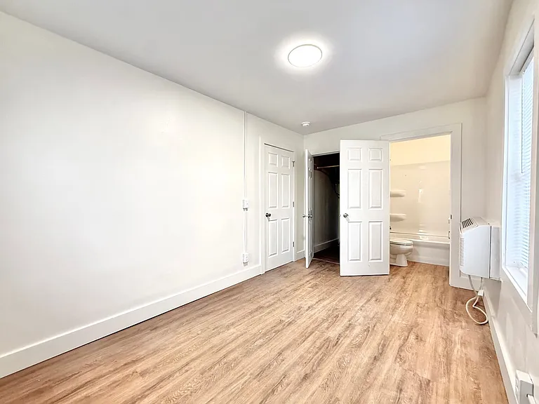 750 Creek Top St — Photo 5