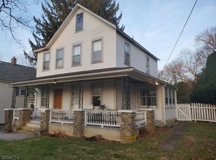 40 Mendham Rd, Gladstone, NJ 07934