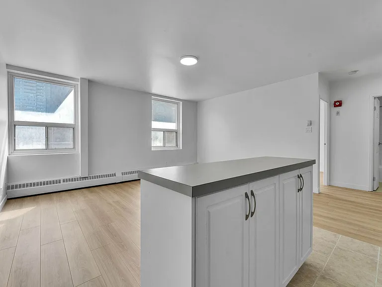 145 York St — Photo 35