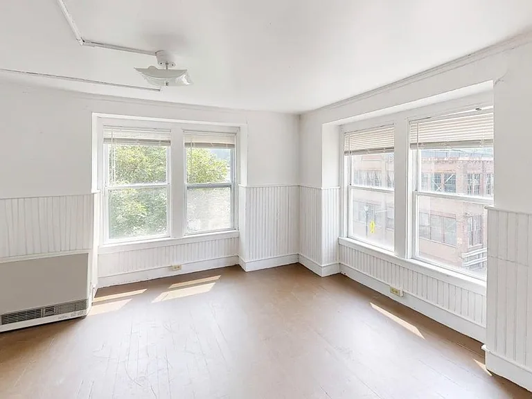120 Main St. — Photo 15