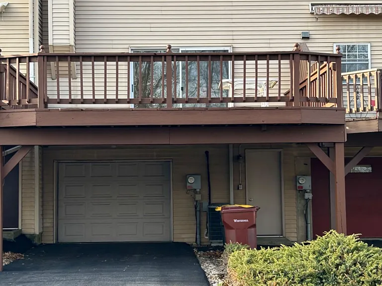 1890 Georgia Dr — Photo 16