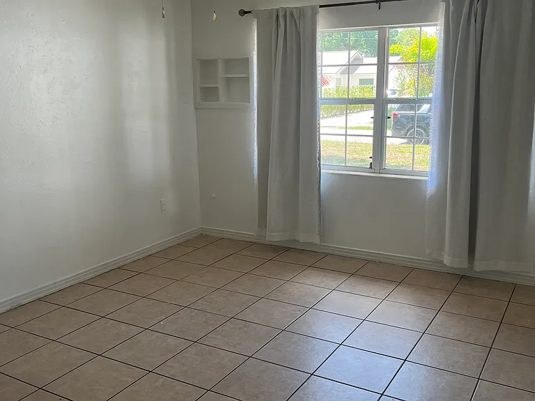 2164 Bougainvillea St — Photo 8