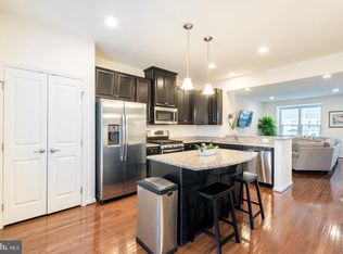 190 Norwood Dr, Falling Waters, WV 25419