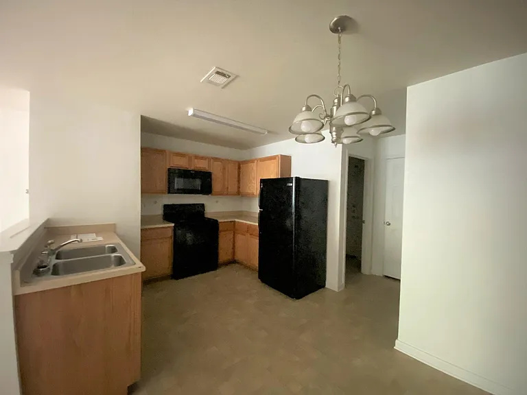 401 S 42nd St #C — Photo 5