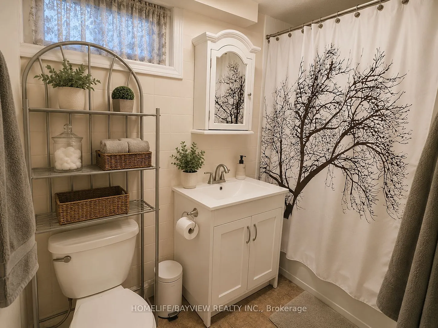 2 bed, $1,650 — Photo 4