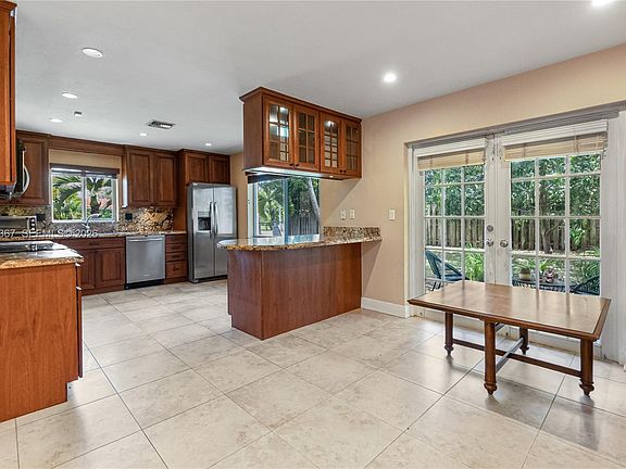 3rd image of 9875 SW 83rd St
