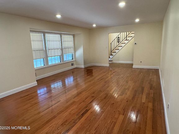 4th image of 26 Sherwood Drive
