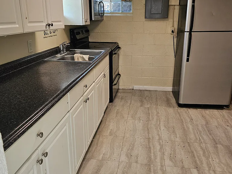 722 Lexington Ave — Photo 8