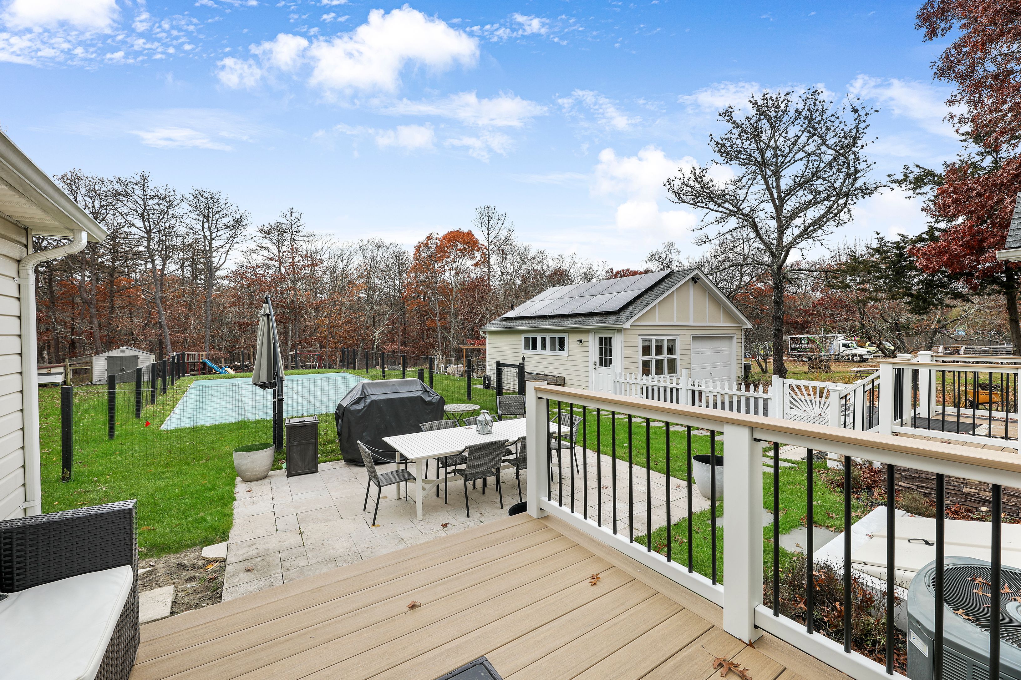 51 Peters Ln, Westhampton Beach, NY 11978 Out East