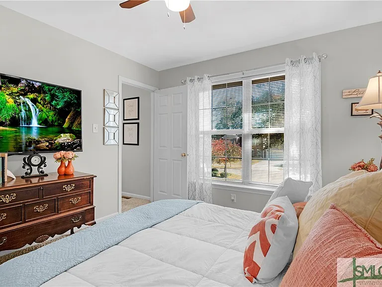 16 Charter Oak Ct — Photo 23