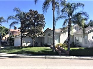 6879 Regal Oaks Rd, Highland, CA 92346