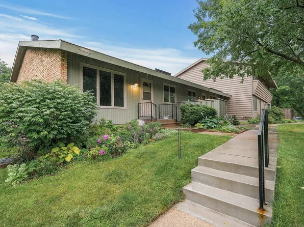 134 Windsor Ct, New Brighton, MN 55112