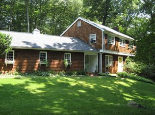 88 Fulling Mill Ln, Ridgefield, CT 06877