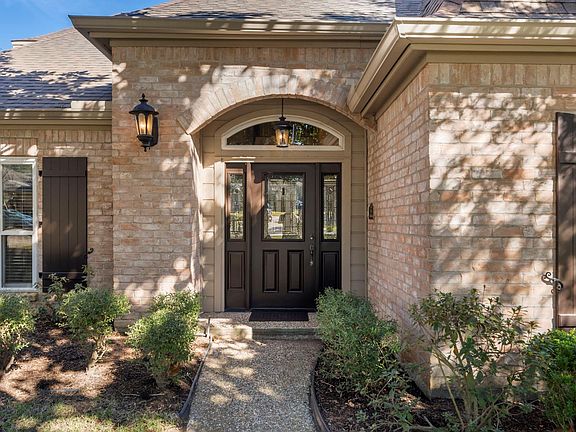 3rd image of 12 Dunlin Meadow Dr