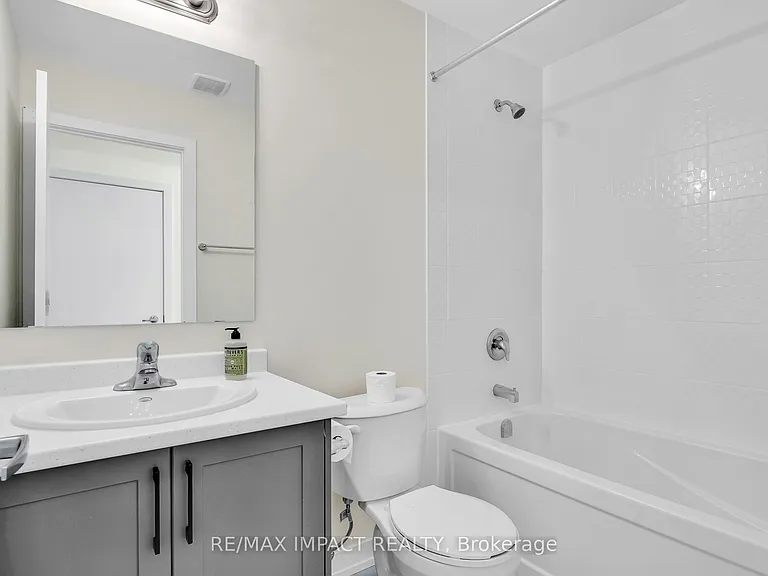 160 Densmore Rd #902 — Photo 13