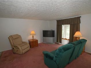 6465 Gingham Rd, Loveland, OH 45140