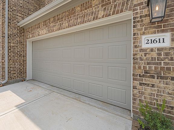 2nd image of 21611 Alberta Forest Cir