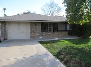 9401 W Sandstone Dr, Sun City, AZ 85351