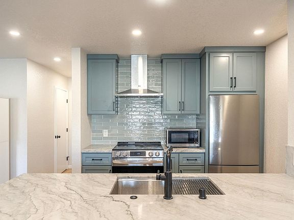 2nd image of 504 Ocean Ave APT 2