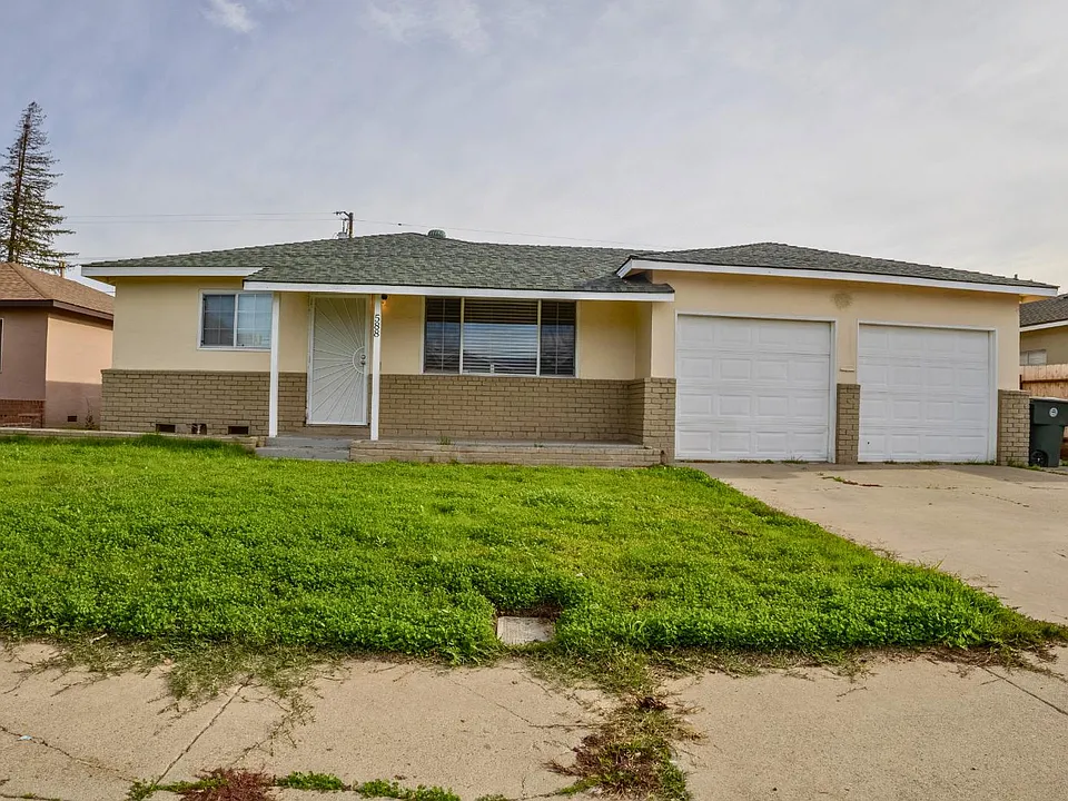 588 Mulberry Cir